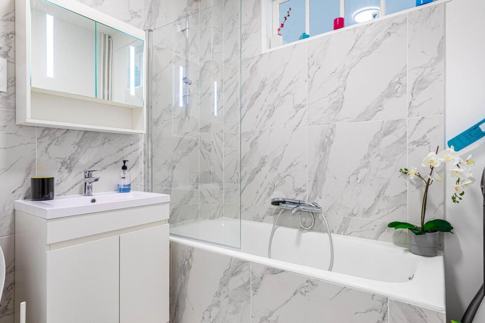 Guestready - Luxe Living Near The Eiffel Tower Lejlighed Paris Eksteriør billede